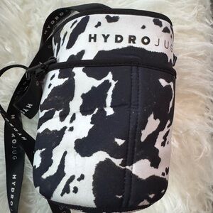 HydroJug Monochrome Case